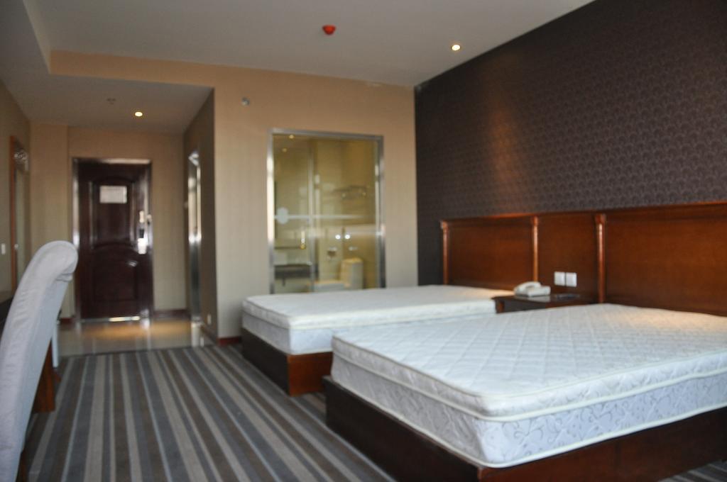 Super 8 Hotel Beijing Capital International Airport Houshayu Subway Station Экстерьер фото